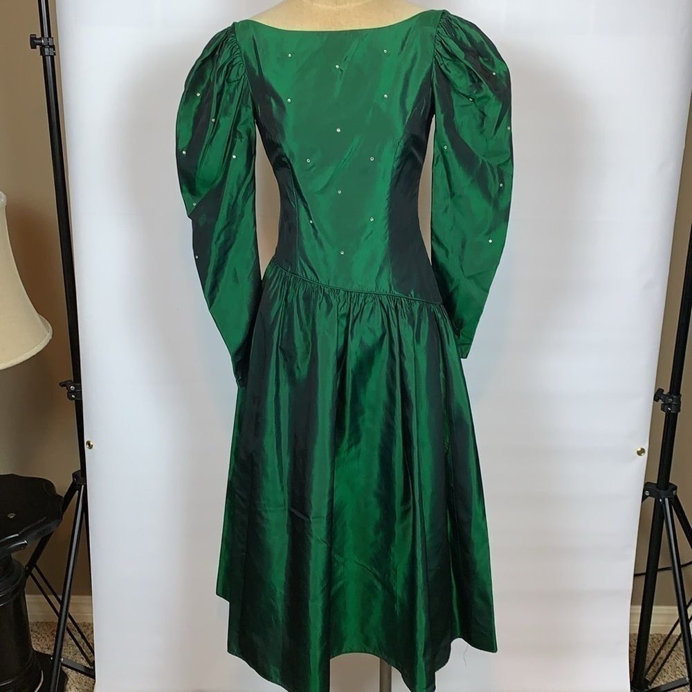 Vintage Dance Allure emerald green formal, Size 7/8 - Excellent condition!